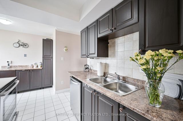 ph 07 - 30 Malta Ave, Condo with 3 bedrooms, 2 bathrooms and 1 parking in Brampton ON | Image 18