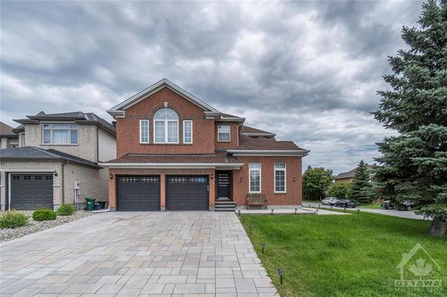 74 Grenwich Circle, House detached with 5 bedrooms, 6 bathrooms and 8 parking in Ottawa ON | Image 2
