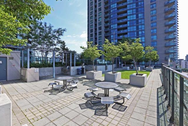 1808 - 231 Fort York Blvd, Condo with 1 bedrooms, 1 bathrooms and 1 parking in Toronto ON | Image 9