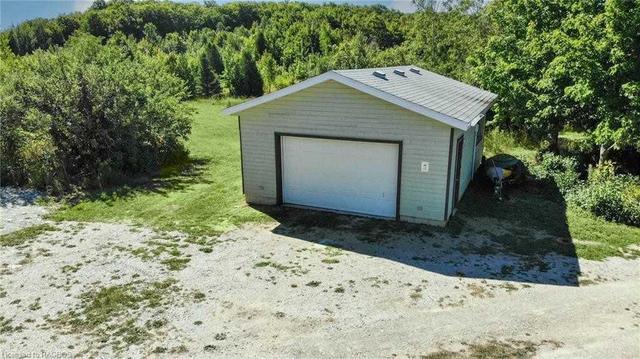 181 Bartley Dr, House detached with 2 bedrooms, 1 bathrooms and 10 parking in Northern Bruce Peninsula ON | Image 37