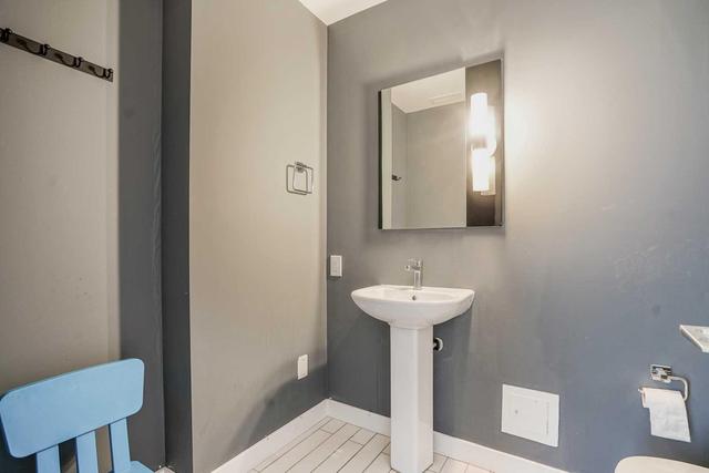 Th07 - 33 Singer Crt, Townhouse with 3 bedrooms, 4 bathrooms and 2 parking in Toronto ON | Image 9