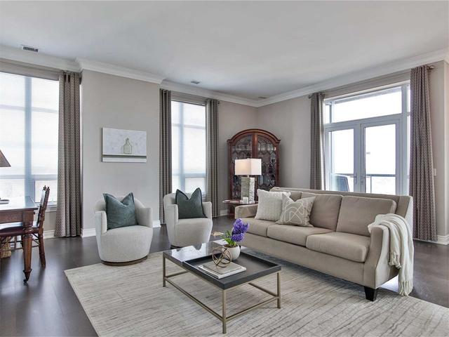 ph05 - 1135 Royal York Rd, Condo with 2 bedrooms, 3 bathrooms and 2 parking in Toronto ON | Image 5