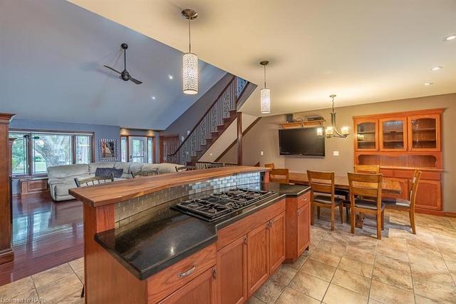 35 Spring Garden Boulevard, House detached with 4 bedrooms, 4 bathrooms and 8 parking in St. Catharines ON | Image 16