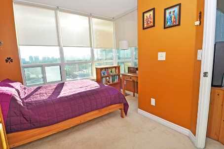 1014 - 17 Barberry Pl, Condo with 1 bedrooms, 1 bathrooms and 1 parking in Toronto ON | Image 6