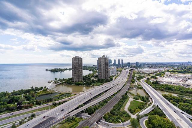 3410 - 105 The Queensway Ave, Condo with 2 bedrooms, 2 bathrooms and 1 parking in Toronto ON | Image 2