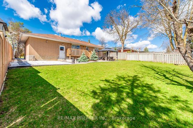 17 Ryder Rd, House detached with 3 bedrooms, 2 bathrooms and 9 parking in Vaughan ON | Image 27