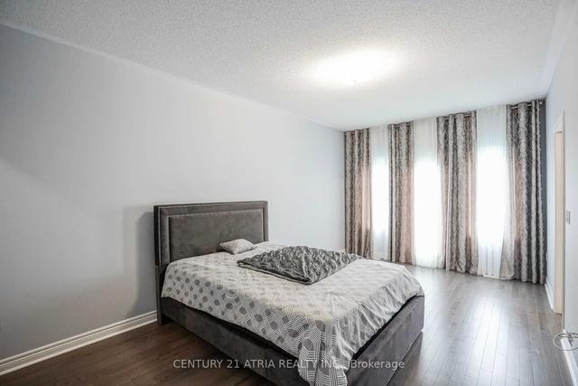 94 Laskin Dr, House attached with 3 bedrooms, 4 bathrooms and 2 parking in Vaughan ON | Image 16