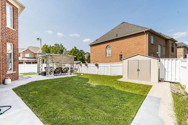 19 Valleyside Tr, House detached with 5 bedrooms, 5 bathrooms and 10 parking in Brampton ON | Image 32