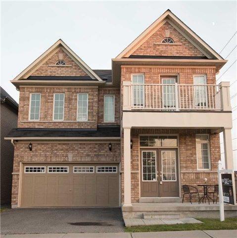 104 Elliottglen Dr, House detached with 4 bedrooms, 3 bathrooms and 2 parking in Ajax ON | Image 1