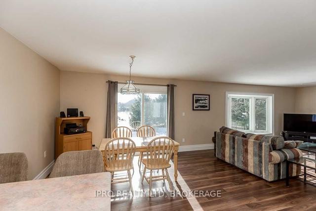 2063 Highway 11, House detached with 2 bedrooms, 1 bathrooms and 8 parking in Oro Medonte ON | Image 9