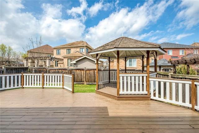2465 North Ridge Trail, House detached with 4 bedrooms, 2 bathrooms and 4 parking in Oakville ON | Image 44