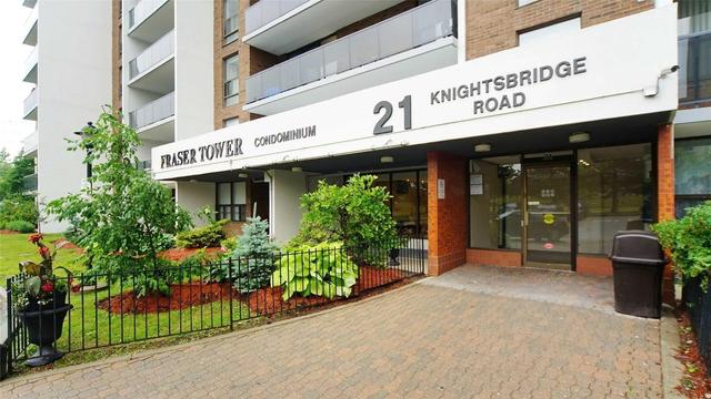 1908 - 21 Knightsbridge Rd, Condo with 2 bedrooms, 1 bathrooms and 1 parking in Brampton ON | Image 2