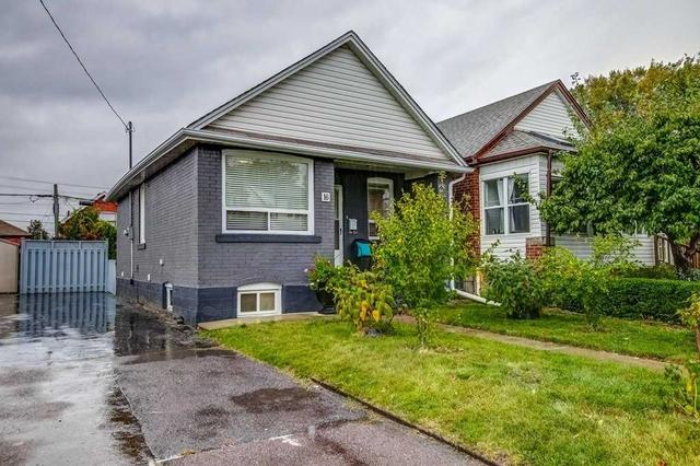 16 Seventeenth St, House detached with 3 bedrooms, 2 bathrooms and 4 parking in Toronto ON | Image 12