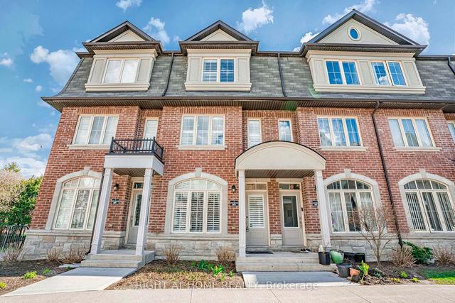 2 - 7 Eaton Park Lane, House attached with 3 bedrooms, 3 bathrooms and 2 parking in Toronto ON | Image 12
