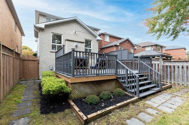 3748 Forest Bluff Cres, House detached with 4 bedrooms, 3 bathrooms and 6 parking in Mississauga ON | Image 26