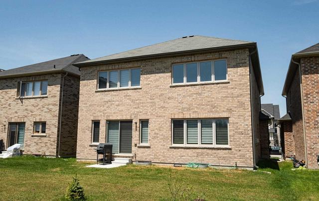 947 Cole St, House detached with 4 bedrooms, 4 bathrooms and 4 parking in Innisfil ON | Image 22