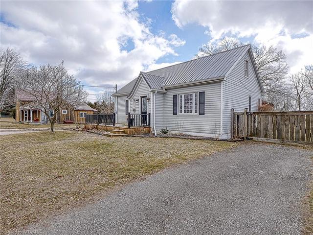 17 Albert St W/S, House detached with 5 bedrooms, 2 bathrooms and 6 parking in Norfolk County ON | Image 41