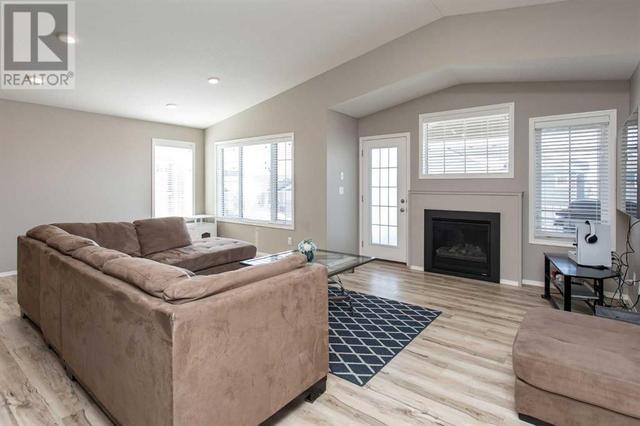 Large Living Room with gas fireplace | Image 6