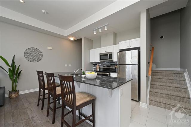 210 Terravita Private, House attached with 2 bedrooms, 2 bathrooms and 1 parking in Ottawa ON | Image 9