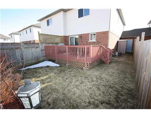 81 Pringle Dr, House attached with 3 bedrooms, 3 bathrooms and null parking in Barrie ON | Image 7