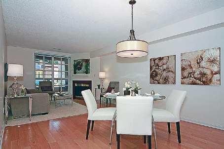 201 - 2371 Queen St E, Condo with 1 bedrooms, 1 bathrooms and 1 parking in Toronto ON | Image 4