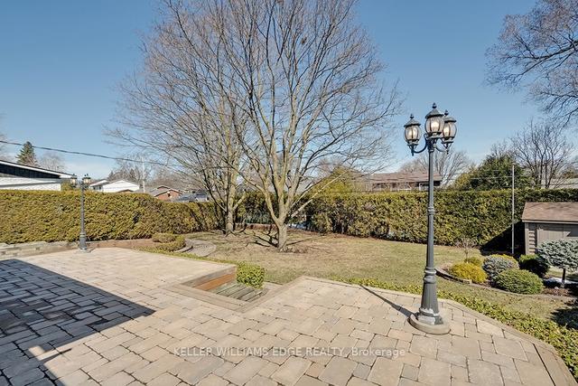 1243 Kingsmead Cres, House detached with 3 bedrooms, 2 bathrooms and 6 parking in Oakville ON | Image 25