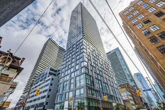 3902 - 101 Peter St, Condo with 0 bedrooms, 1 bathrooms and 0 parking in Toronto ON | Image 1