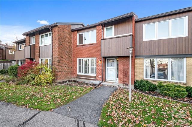 98 - 1900 Marquis Avenue, Townhouse with 3 bedrooms, 2 bathrooms and 1 parking in Ottawa ON | Image 1