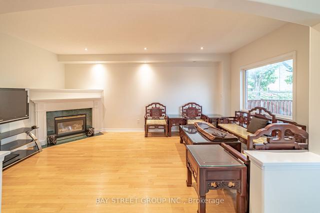 645 Carlton Rd, House detached with 4 bedrooms, 5 bathrooms and 4 parking in Markham ON | Image 32