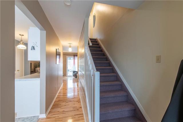 2114 Tollgate Road W, Townhouse with 2 bedrooms, 1 bathrooms and 3 parking in Cornwall ON | Image 4