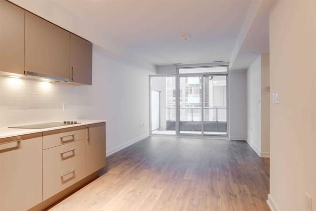 431e - 576 Front St W, Condo with 1 bedrooms, 1 bathrooms and 0 parking in Toronto ON | Image 1