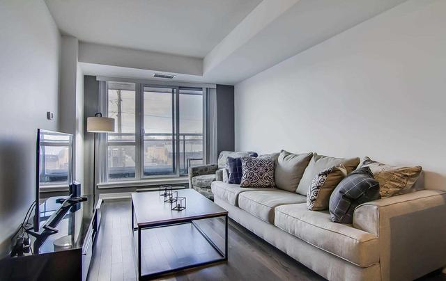 213 - 9201 Yonge St, Condo with 2 bedrooms, 2 bathrooms and 1 parking in Richmond Hill ON | Image 7
