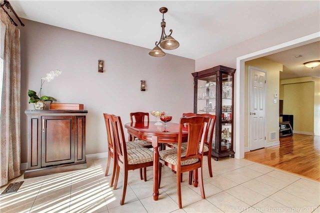 Th 50 - 2280 Baronwood Dr, House attached with 3 bedrooms, 3 bathrooms and 1 parking in Oakville ON | Image 5