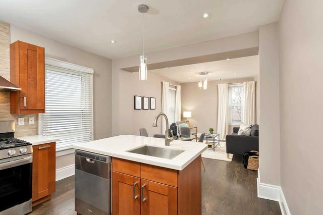 296 Euclid Ave, House semidetached with 4 bedrooms, 3 bathrooms and 2 parking in Toronto ON | Image 2