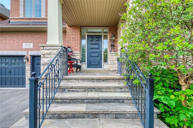 2242 Lyndhurst Drive, House detached with 5 bedrooms, 3 bathrooms and 4 parking in Oakville ON | Image 23