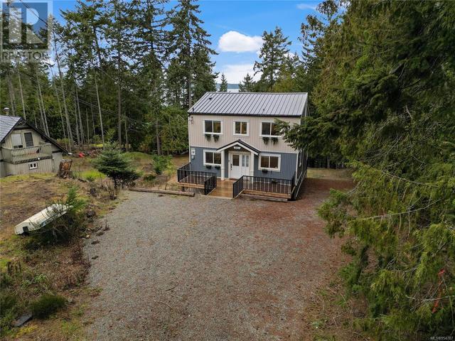 2601 Gunwhale Rd, House detached with 3 bedrooms, 2 bathrooms and 2 parking in Southern Gulf Islands BC | Image 4