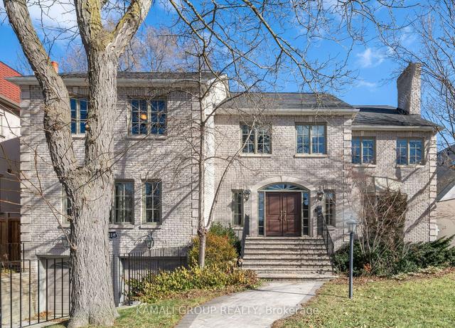 218 Owen Blvd, House detached with 4 bedrooms, 5 bathrooms and 6 parking in Toronto ON | Image 1