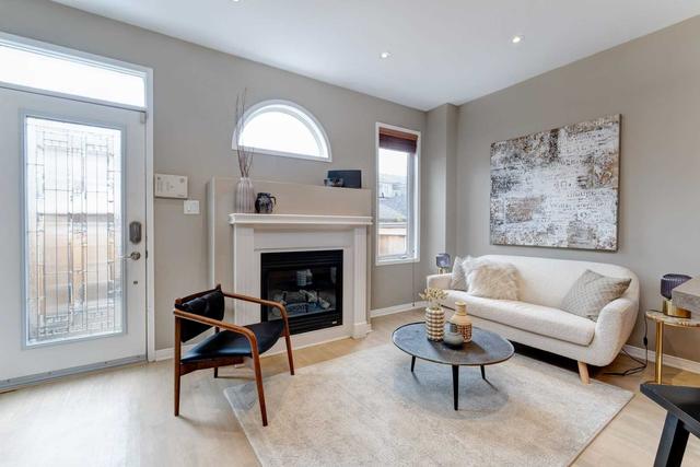 31 Whistle Post St, House semidetached with 4 bedrooms, 4 bathrooms and 1 parking in Toronto ON | Image 23
