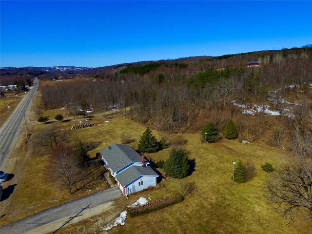 7700 9 County Rd, House detached with 3 bedrooms, 3 bathrooms and 5 parking in Clearview ON | Image 9