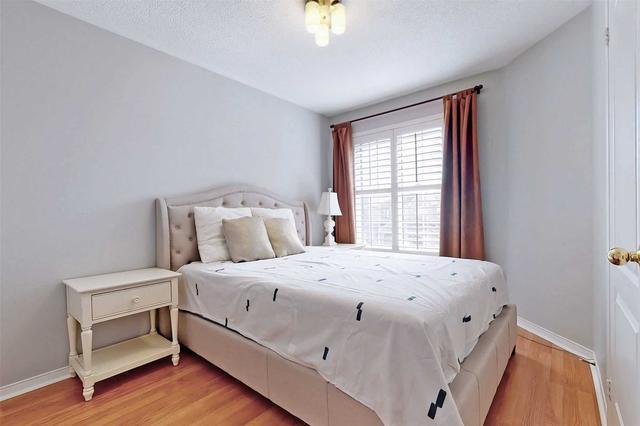 34 Belvia Dr, House semidetached with 4 bedrooms, 3 bathrooms and 3 parking in Vaughan ON | Image 29