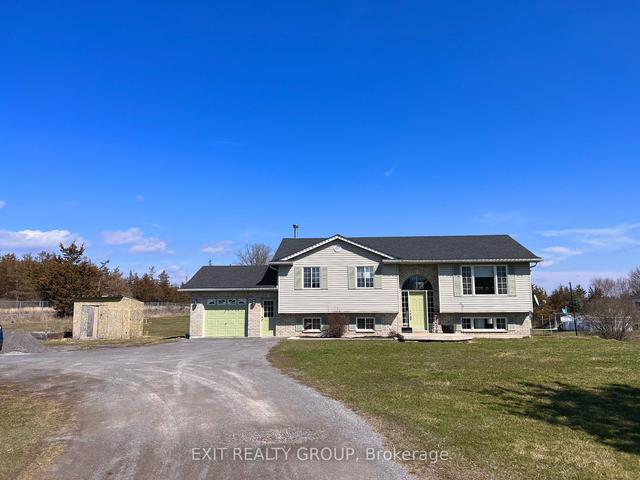 160 Shannonville Rd, House detached with 3 bedrooms, 2 bathrooms and 7 parking in Tyendinaga ON | Image 1