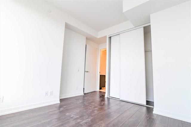4701 - 5 Buttermill Ave, Condo with 2 bedrooms, 2 bathrooms and 1 parking in Vaughan ON | Image 14