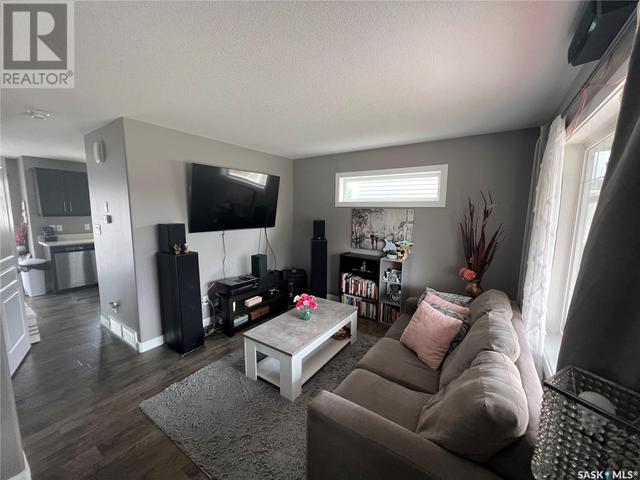 5334 Mcclelland Drive, House detached with 3 bedrooms, 2 bathrooms and null parking in Regina SK | Image 8