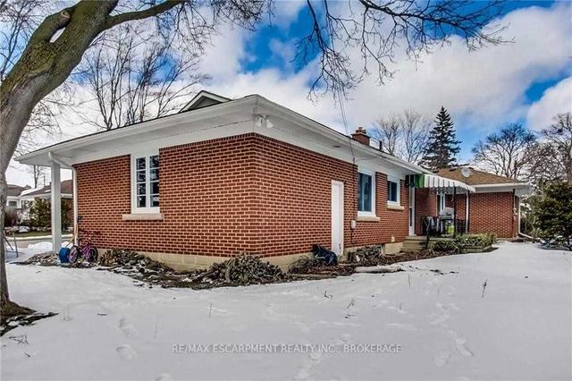 53 Devon St, House detached with 3 bedrooms, 2 bathrooms and 3 parking in Brantford ON | Image 32