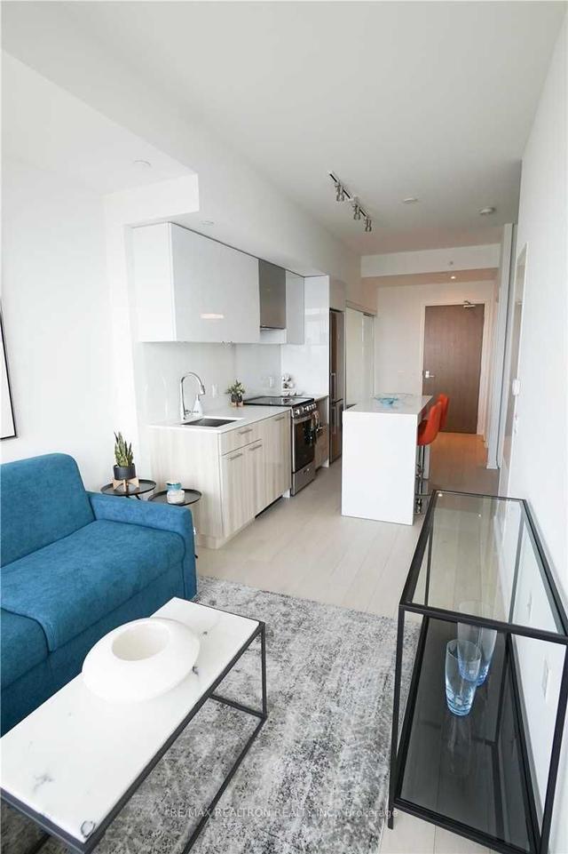 5006 - 251 Jarvis St, Condo with 1 bedrooms, 1 bathrooms and 0 parking in Toronto ON | Image 5