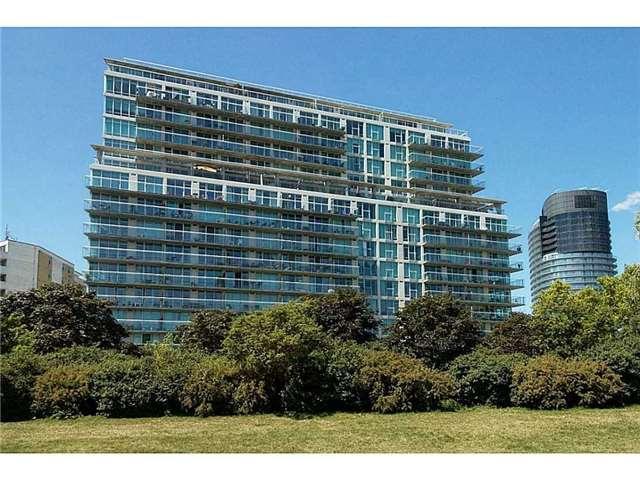 1002 - 650 Queens Quay, Condo with 1 bedrooms, 1 bathrooms and 1 parking in Toronto ON | Image 1