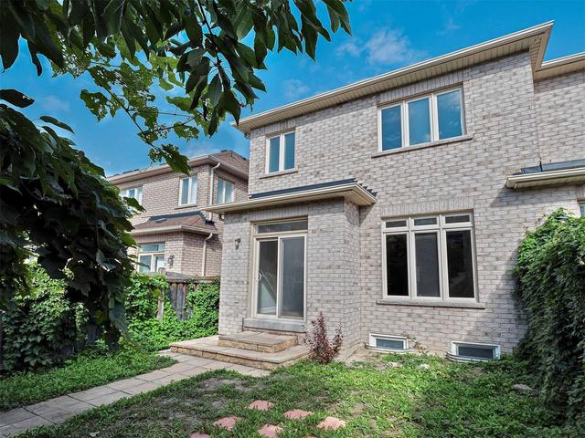 9 Matisse Tr, House attached with 3 bedrooms, 4 bathrooms and 3 parking in Vaughan ON | Image 22