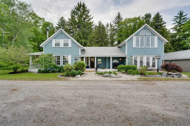 881 Line 2 Line S, House detached with 3 bedrooms, 3 bathrooms and 20 parking in Oro Medonte ON | Image 1