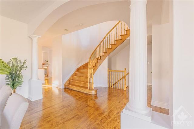 3241 Carriage Hill Place, House detached with 6 bedrooms, 6 bathrooms and 4 parking in Ottawa ON | Image 5