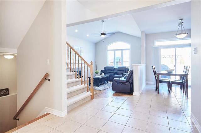 508 Mazari Crescent, House detached with 4 bedrooms, 4 bathrooms and 6 parking in Ottawa ON | Image 6